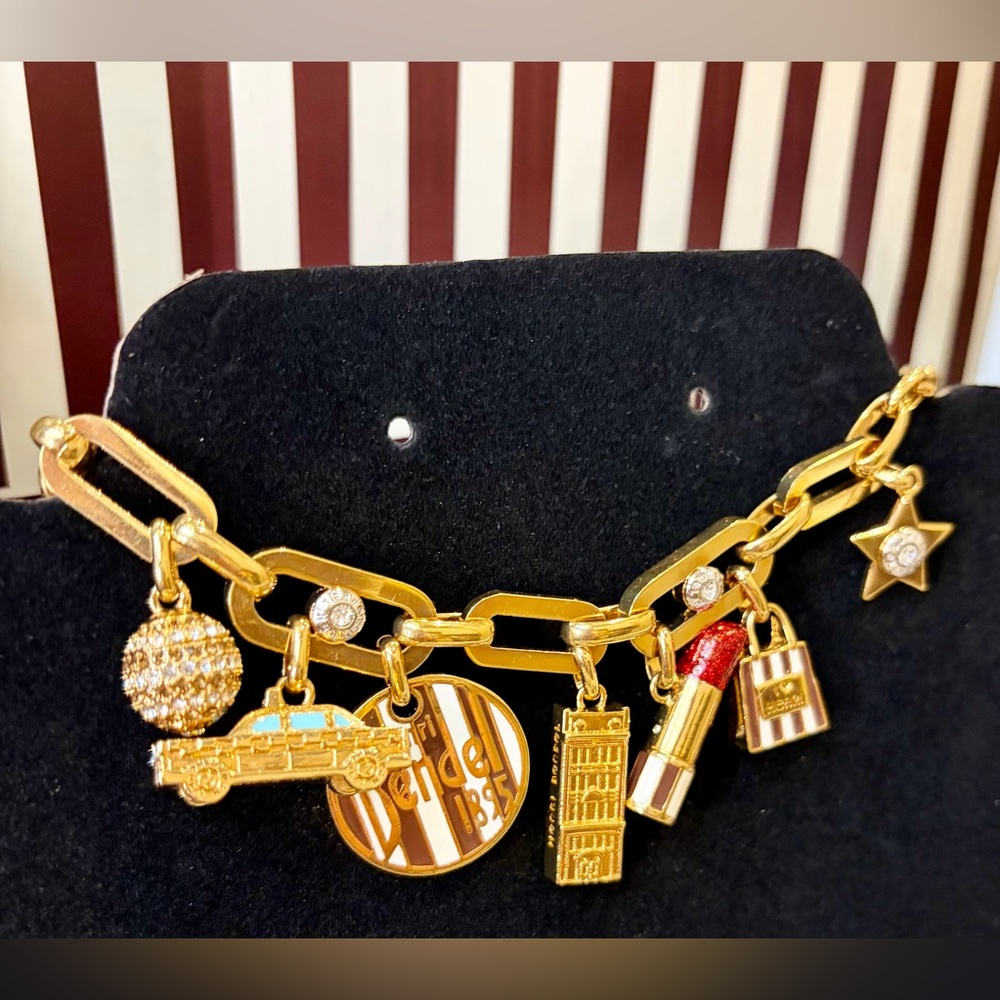 HENRI BENDEL Gold-Tone Brass Charm Bracelet. EXTREMELY RARE/HARD TO FIND - Picture 4 of 16